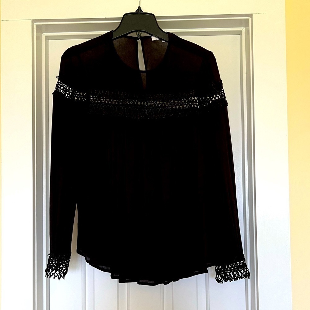 Ro&De Size XS Black Sheer Cut-out Blouse